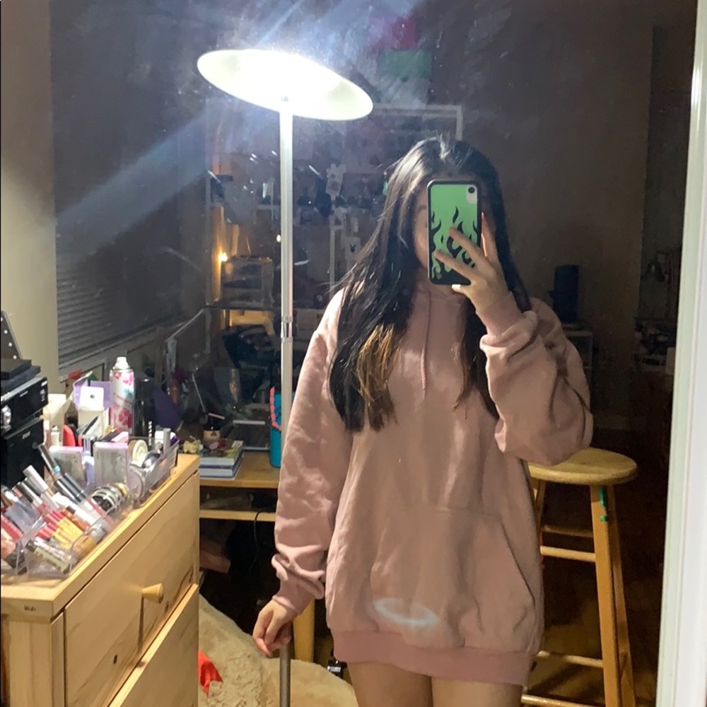 Oversized Pink Sweatshirt